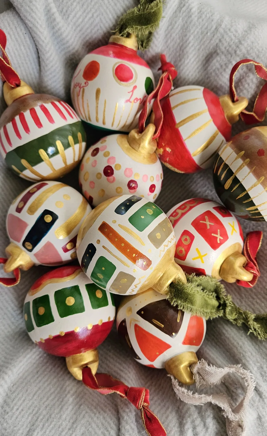 Little Works of Holiday Art